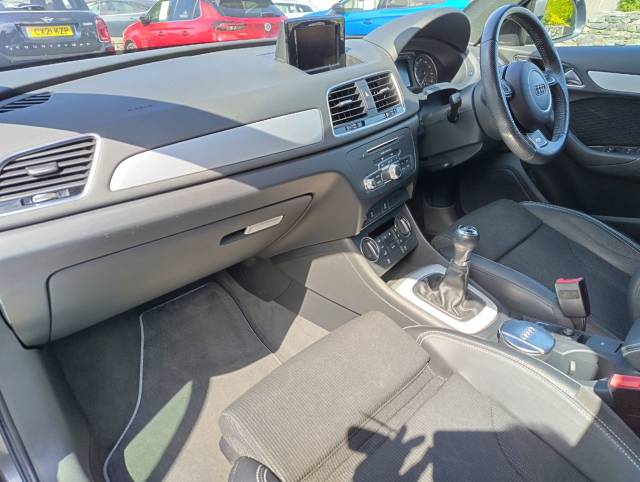 2015 Audi Q3 1.4T FSI S Line 5dr