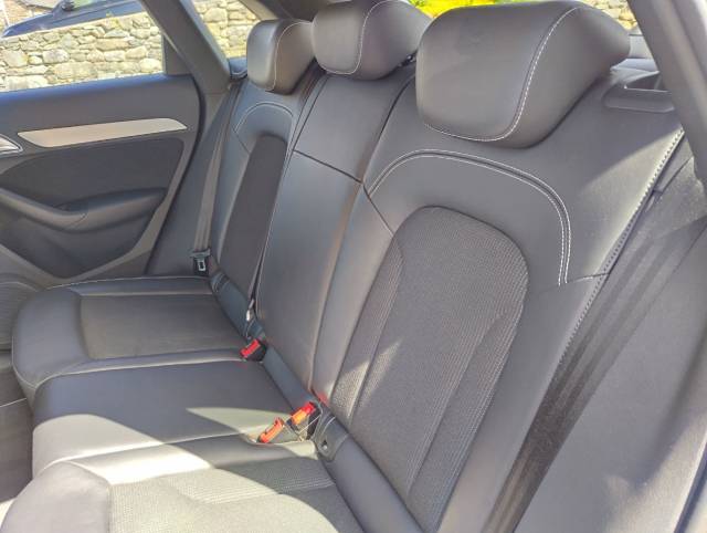 2015 Audi Q3 1.4T FSI S Line 5dr